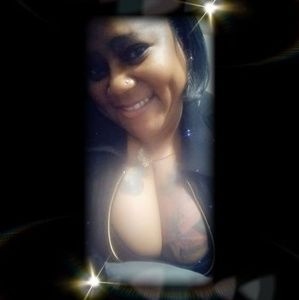 Meet your Posher, Lena